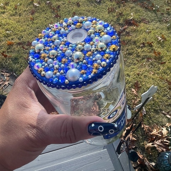 16oz Custom Bedazzled Glass Cup - Picture 3 of 3